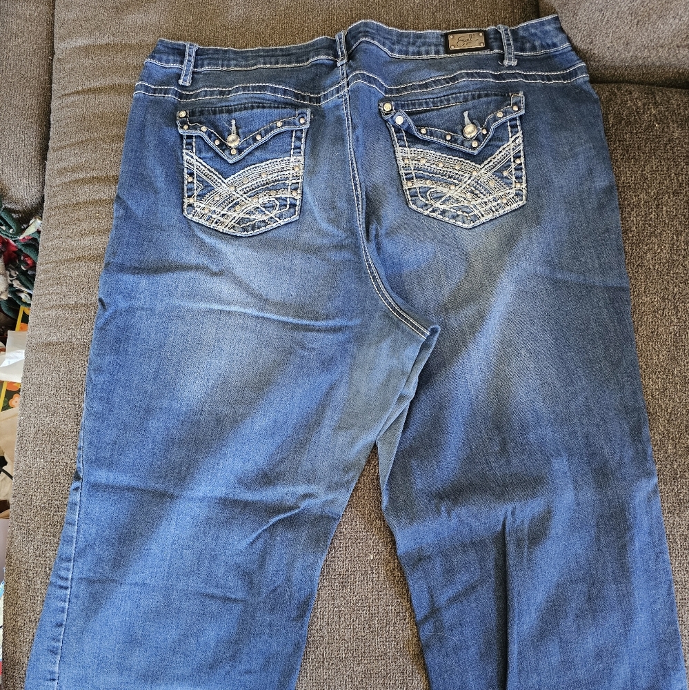 Earl Jeans